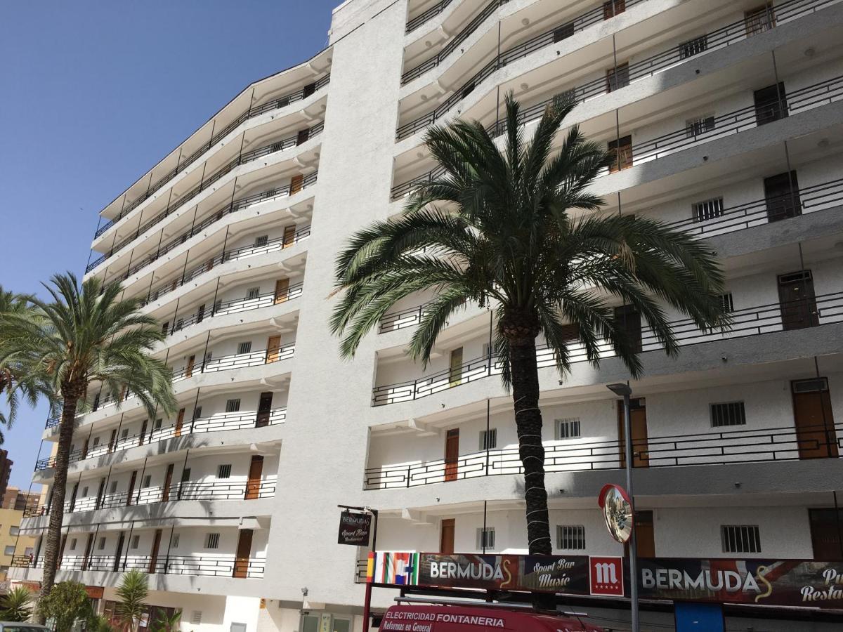 Bermudas-Turis Apartamentos Benidorm Eksteriør billede