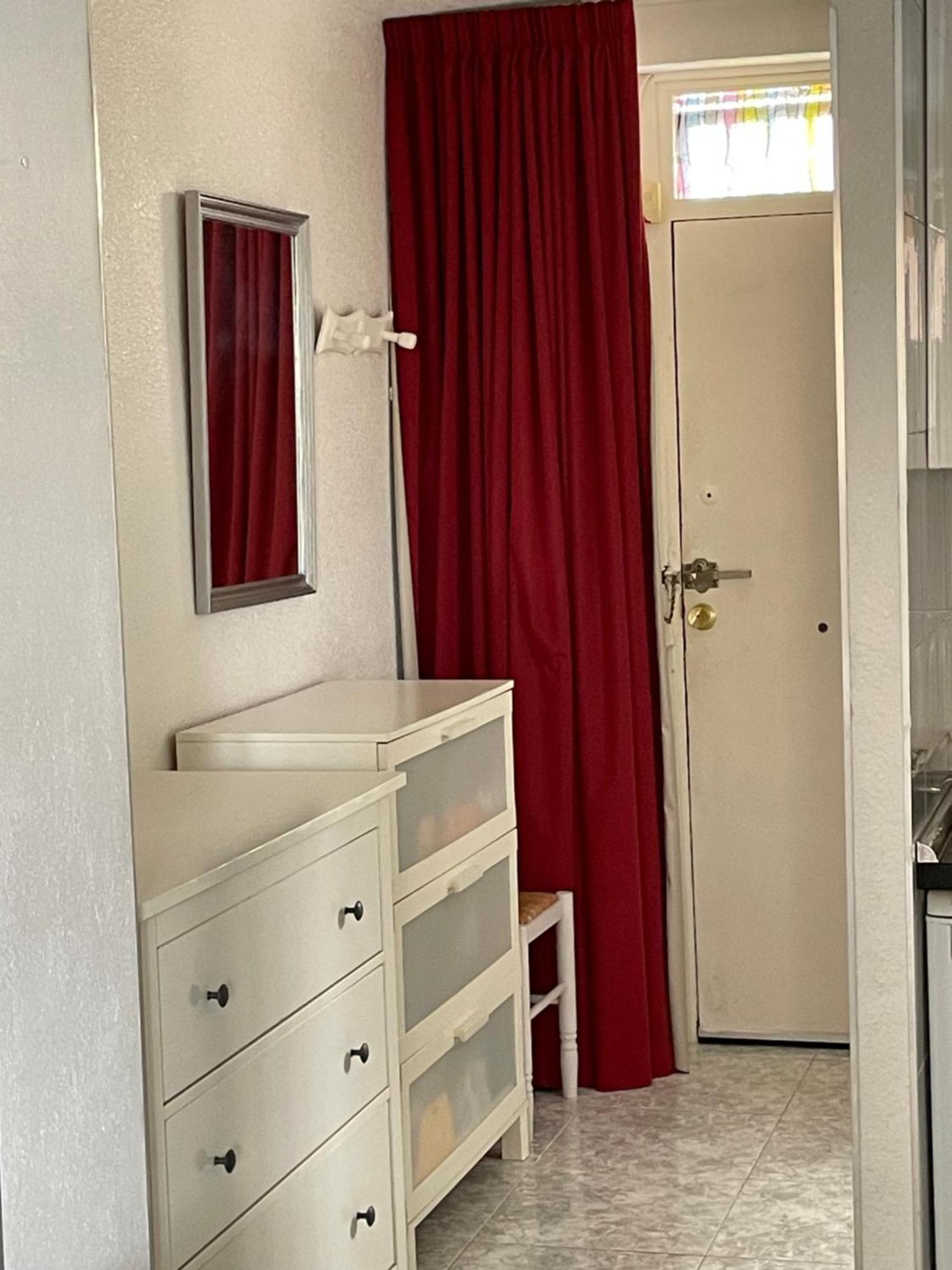 Bermudas-Turis Apartamentos Benidorm Eksteriør billede