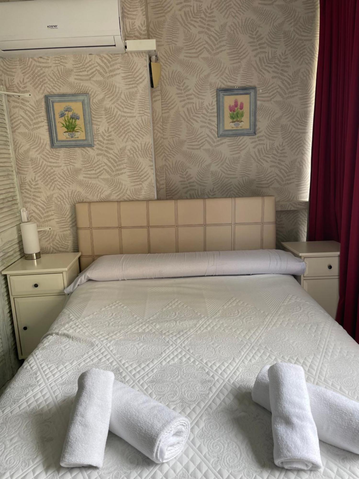 Bermudas-Turis Apartamentos Benidorm Eksteriør billede