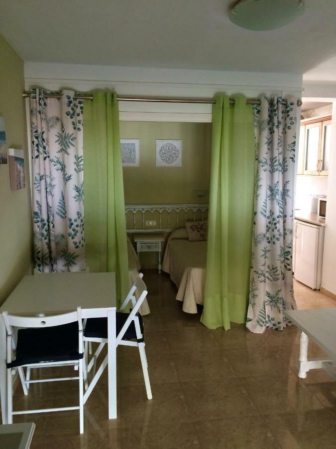 Bermudas-Turis Apartamentos Benidorm Eksteriør billede